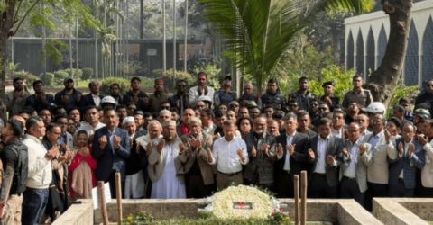 তারেক রহমান ওসমান হাদির কবর জিয়ারত করলেন