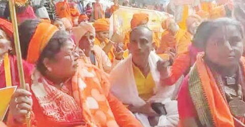 কলকাতায় ফের বাংলাদেশি উপ-দূতাবাসের সামনে বিক্ষোভ