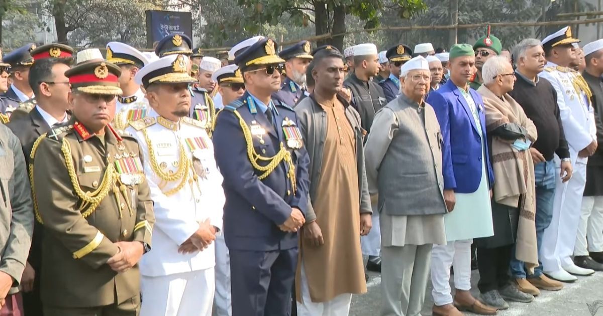 মানিক মিয়া অ্যাভিনিউয়ে খালেদা জিয়ার জানাজায় প্রধান উপদেষ্টা