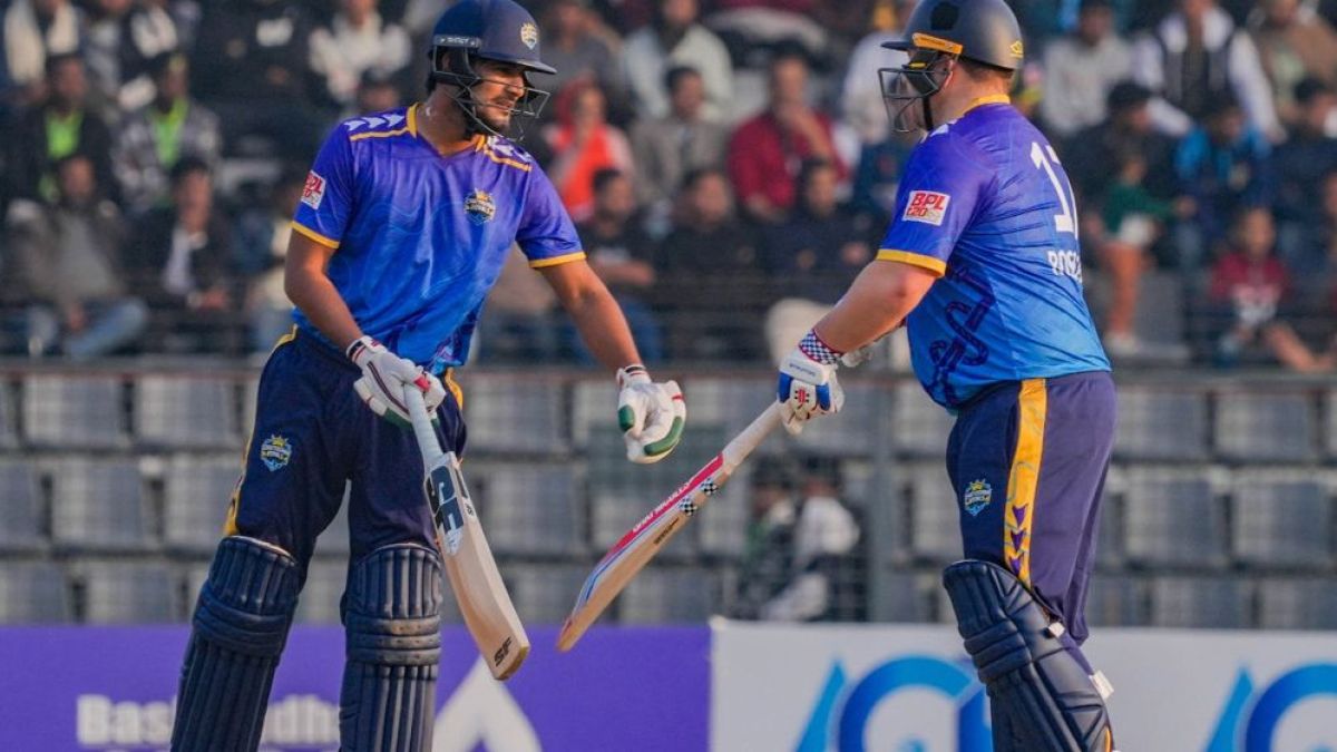 তানভীর-শরিফুলের বলেঝড়ে ঢাকাকে হারিয়েছে চট্টগ্রাম