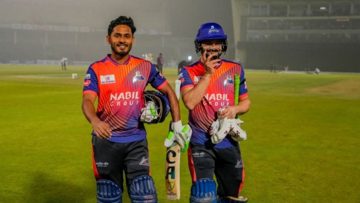 সুপার ওভারে জয়ী রাজশাহী ওয়ারিয়র্স