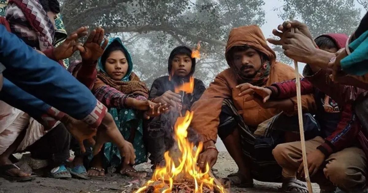 তীব্র শীত ও ঘণ কুয়াশায় জনজীবন বিপর্যস্ত