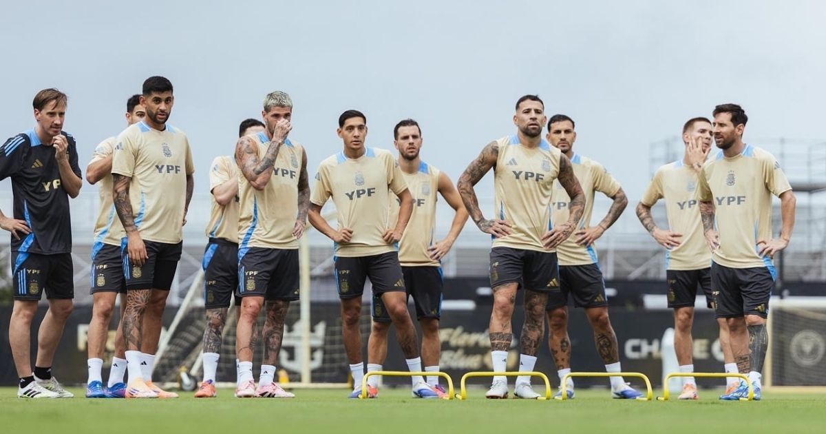 মেসির নেতৃত্বে ২০২৬ বিশ্বকাপের জন্য আর্জেন্টিনার শক্তিশালী ২০ সদস্যের চূড়ান্ত তালিকা প্রস্তুত