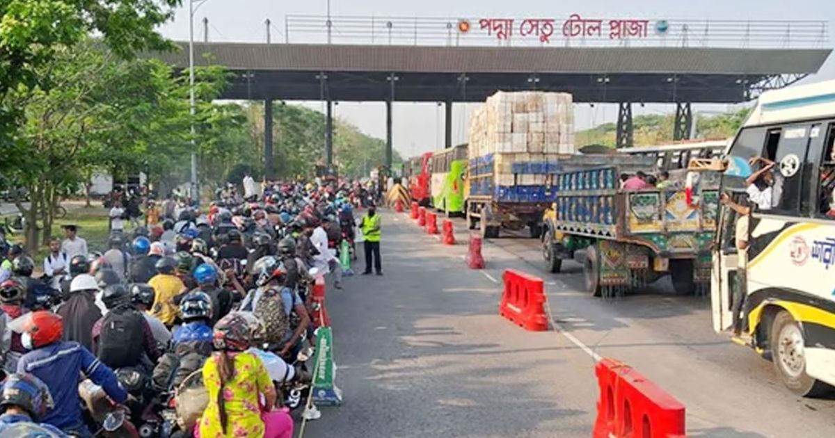 পদ্মা সেতুর টোল সংগ্রহে নতুন রেকর্ড: তিন হাজার কোটি টাকার মাইলফলক