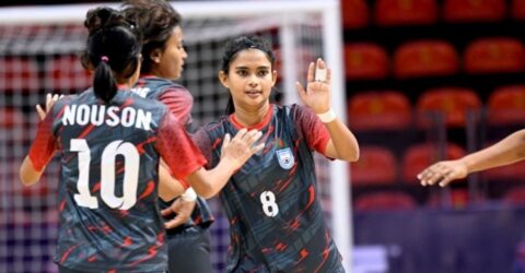 সাফ ফুটসালের প্রথম আসরেই অপরাজিত চ্যাম্পিয়ন বাংলাদেশ: মালদ্বীপকে ১৪-২ গোলে ভাসালো সাবিনারা