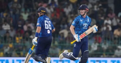 ৫০ ম্যাচে একমাত্র জয়ে ফিরে এল ইংল্যান্ড, টানা ১১ হারের অবসান