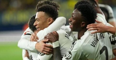 লা লিগায় শীর্ষে রিয়াল মাদ্রিদ: ভিয়্যারিয়ালকে হারিয়ে বার্সেলোনাকে টপকে গেল লস ব্লাঙ্কোসরা