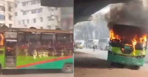 উত্তরা পার্কিং করা বাসে যান্ত্রিক ত্রুটিতে আগুন