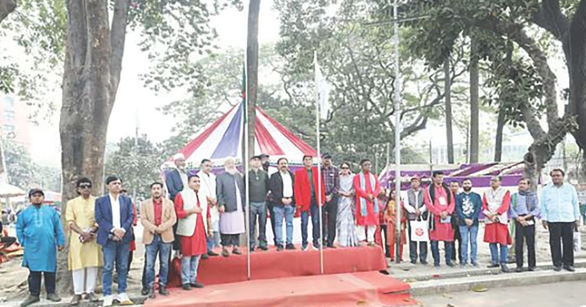 অন্ধকারের বিরুদ্ধে আলোর আহ্বান নিয়ে শুরু হলো ‘জাতীয় কবিতা উৎসব’