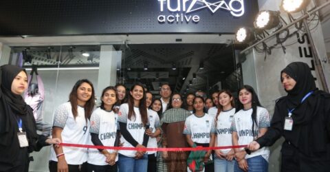 নারায়ণগঞ্জে সাফ নারী ফুটসাল চ্যাম্পিয়নদের বর্ণাঢ্য সংবর্ধনা ও নতুন স্টোর উদ্বোধন