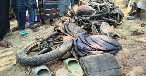 দৌলতপুরে মোটরসাইকেল দুর্ঘটনায় দুই স্কুল ছাত্রের মৃত্যু, আরও একজনের অবস্থা আশঙ্কাজনক