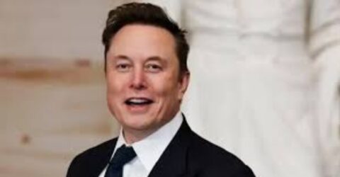 চাঁদে শহর গড়তে চান ইলন মাস্ক