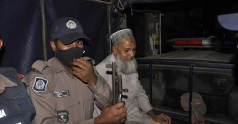 ঢাকা-৬ আসনে ভোট কেনার সময় জামায়াতের নায়েবে আমির আটক