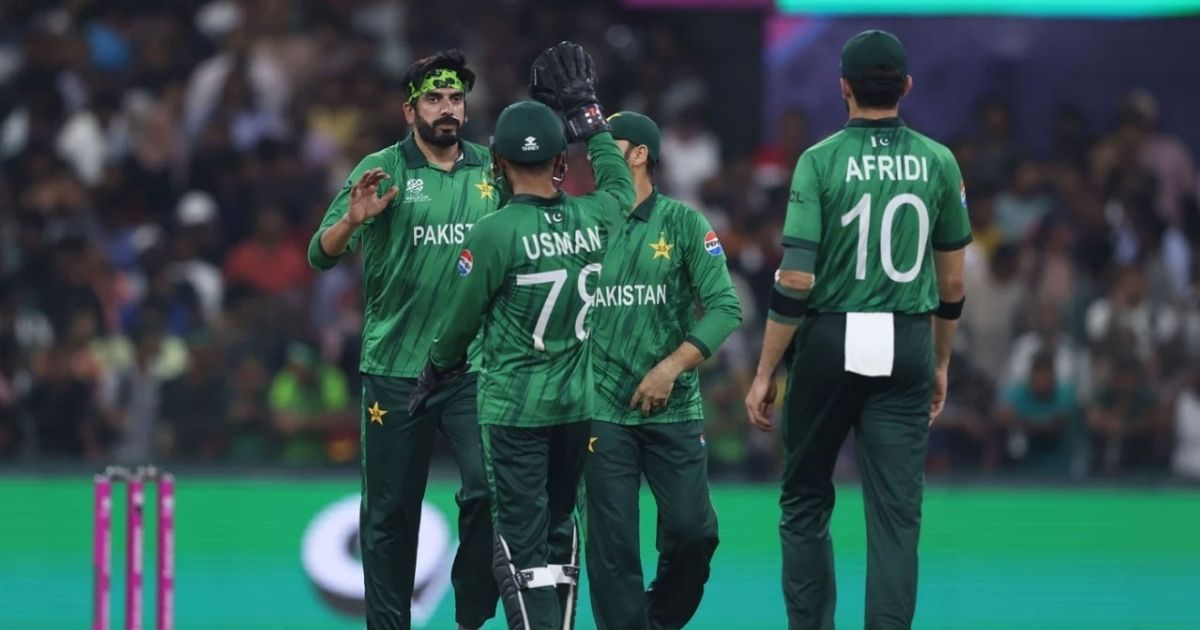 অলরাউন্ড পারফরম্যান্সে পাকিস্তানের উজ্জ্বল জয়: যুক্তরাষ্ট্রকে হারিয়ে শীর্ষে গ্রুপ