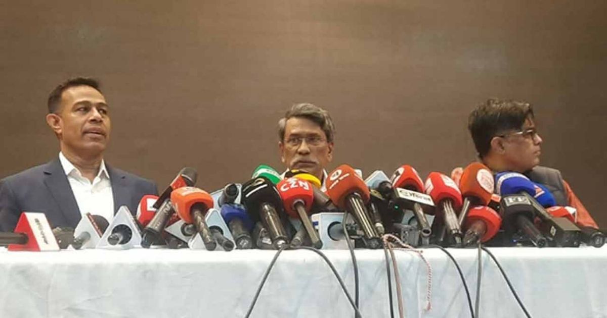 প্রধান উপদেষ্টা তাঁর আগের পেশায় ফিরবেন জানালেন আলী রীয়াজ