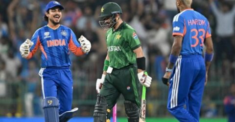 পাকিস্তানকে উড়িয়ে ভারতের রেকর্ড জয়