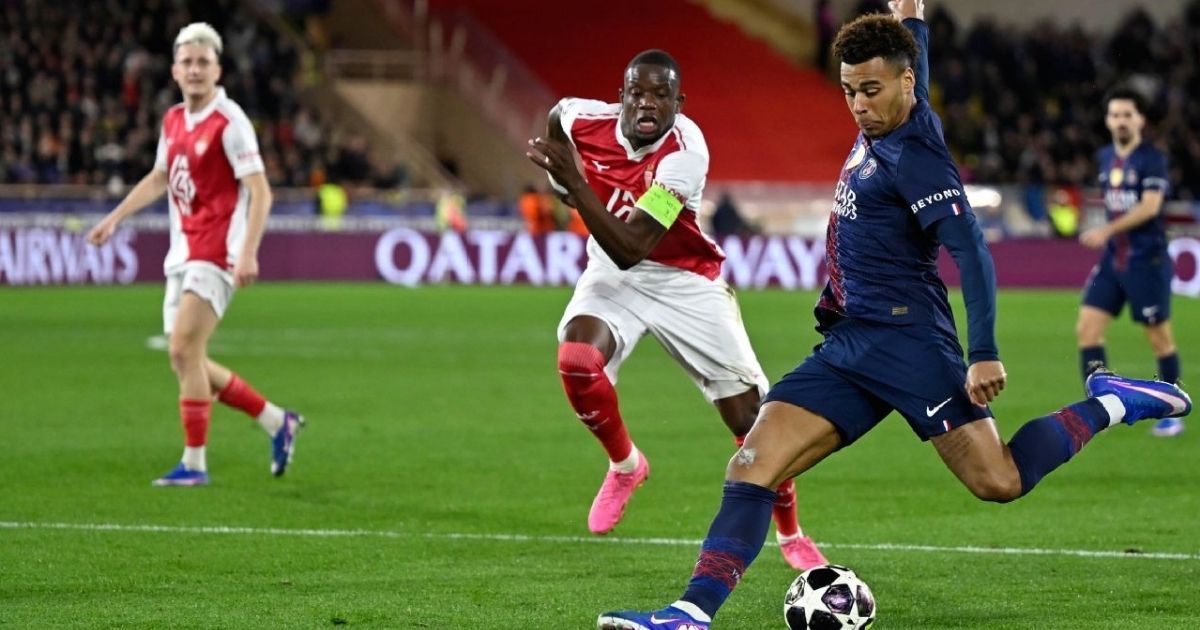 ৫ গোল, এক লাল কার্ডের ম্যাচে জিতল পিএসজি