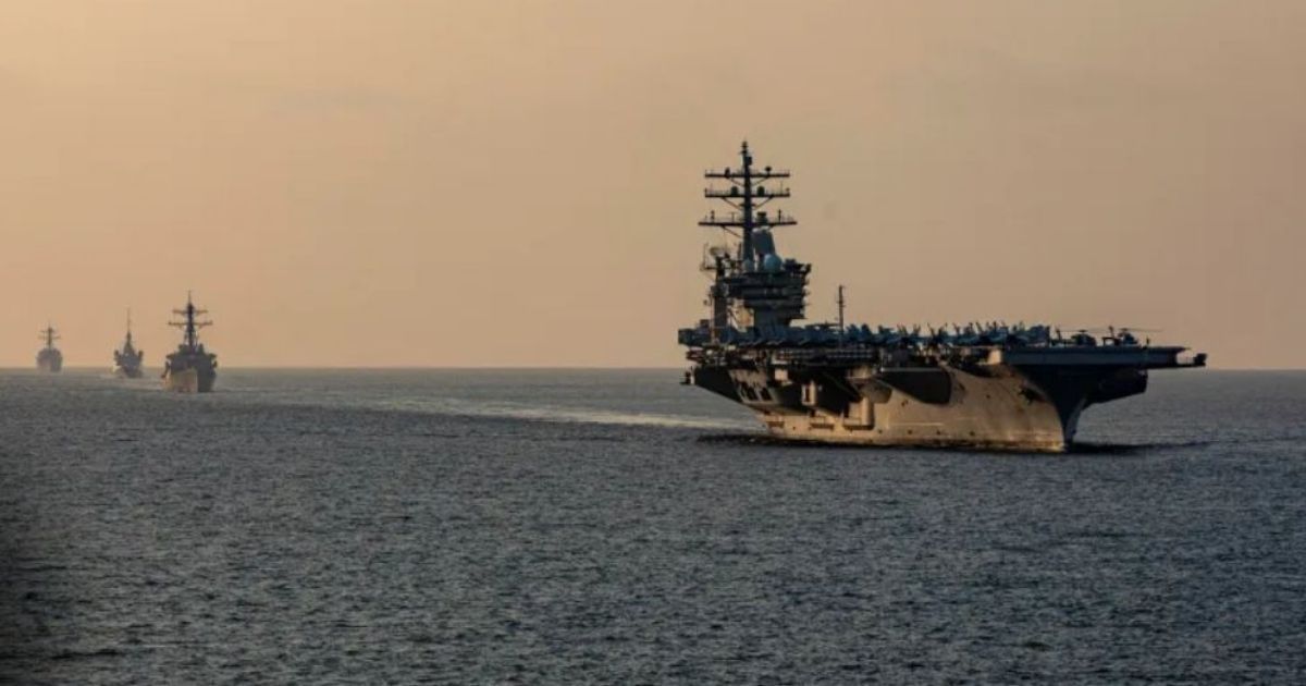 ইরান হরমুজ প্রণালী সাময়িক বন্ধ ঘোষণা করেছে