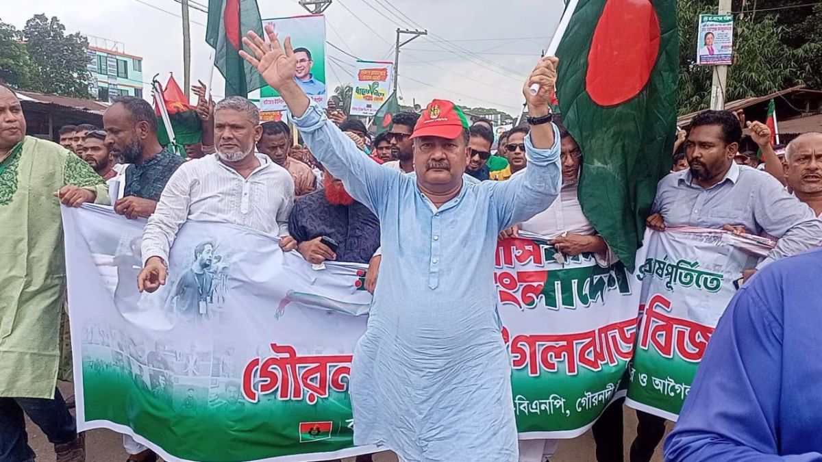 ছাত্রনেতা থেকে জননেতা, জহির উদ্দিন স্বপন মন্ত্রিসভায়