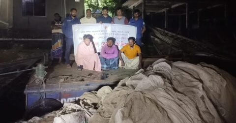 মেঘনার অবৈধ ঘেরের জাল ও খুঁটি জব্দ, আটক ৩ জেলে