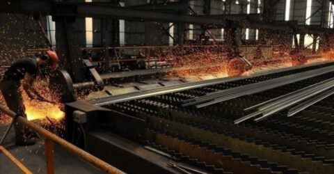 যুক্তরাষ্ট্রের ইস্পাত ও অ্যালুমিনিয়াম আমদানিতে শুল্ক বহাল, প্রক্রিয়া সহজ করার পরিকল্পনা