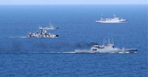 ওমানে ইরান-রাশিয়া নৌ মহড়া, যুক্তরাষ্ট্রকে কঠোর সতর্কতা