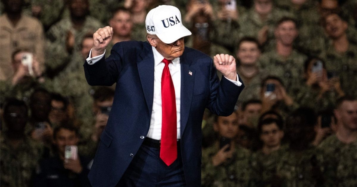 পাম বিচ বিমানবন্দরের নাম ট্রাম্পের নামে করার অনুমোদন