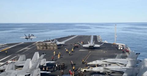 মধ্যপ্রাচ্যে উত্তেজনা: যুক্তরাষ্ট্রের হামলার সম্ভাবনা ও ইরানের যুদ্ধত্ব প্রস্তুতি