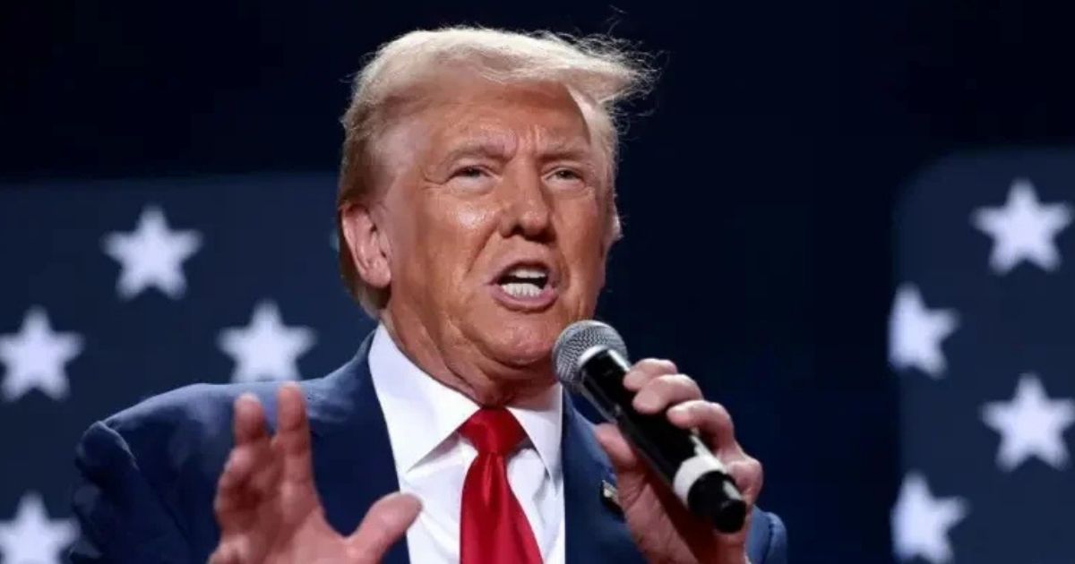 বিশ্বের জন্য এবার ১৫% শুল্ক আরোপের ঘোষণা ট্রাম্পের