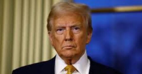 ট্রাম্পকে ডেমোক্র্যাটদের হুঁশিয়ারি