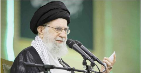 যুক্তরাষ্ট্রের হামলার ভয়ঙ্কর জবাব দেবে ইরান: ট্রাম্পকে হুঁশিয়ারি