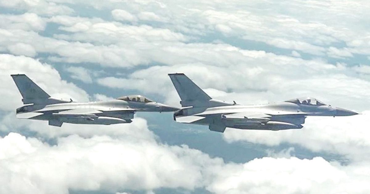 মধ্যপ্রাচ্যে ৩ শতাধিক যুদ্ধবিমান মোতায়েন করেছে যুক্তরাষ্ট্র
