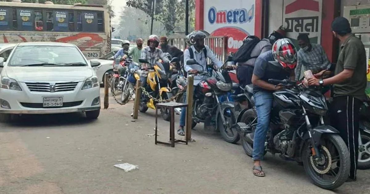 রাইড শেয়ারিং চালকদের জন্য প্রতিদিন ৫ লিটার ড্রাম তেল সরবরাহের ঘোষণা