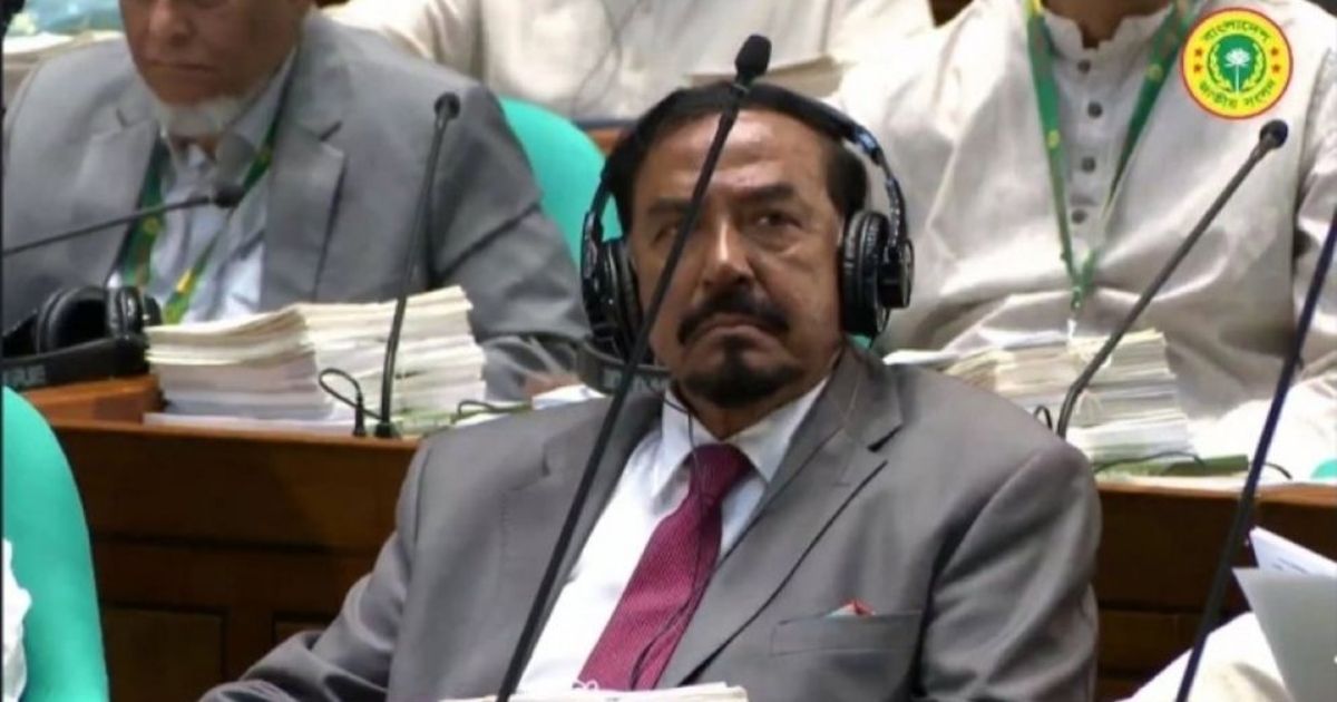 ত্রয়োদশ সংসদে স্পিকার নির্বাচিত হাফিজ উদ্দিন আহমদ