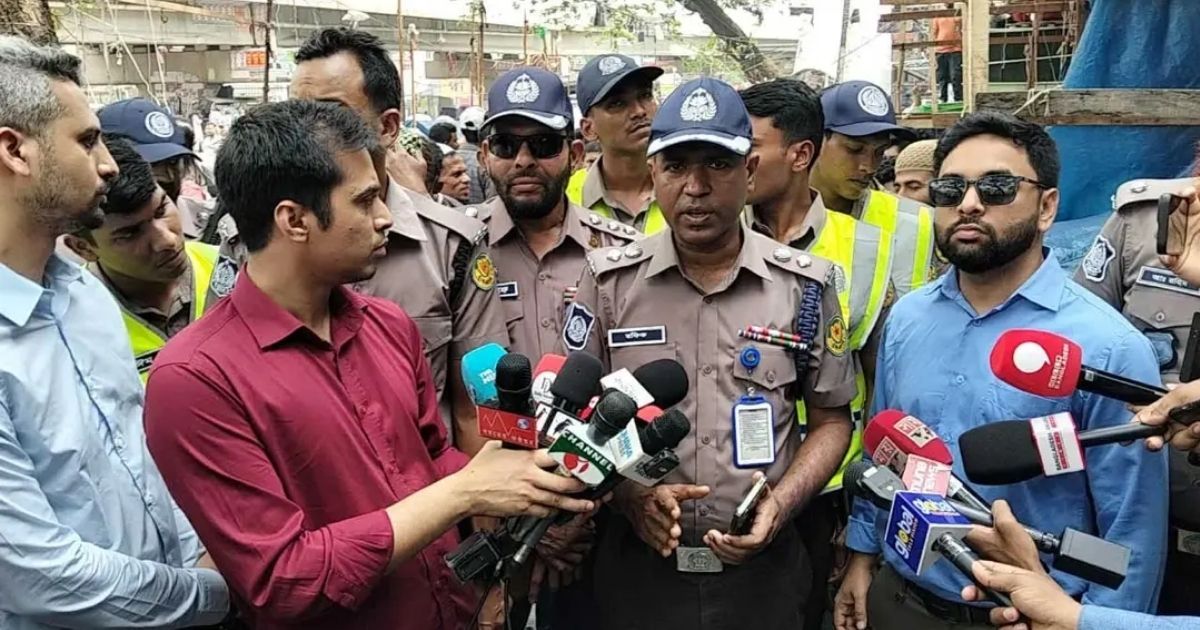 মানুষ ও যানবাহনের চলাচলে ভোগান্তি এড়াতে অভিযান চালাবে ডিএমপি