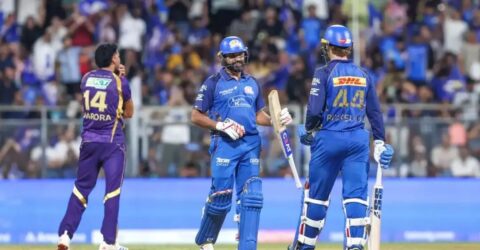 মুম্বাইয়ের দীর্ঘ জয়জয়যাত্রা: কোহলিকে ছাড়িয়ে রোহিতের বিশ্বরেকর্ড