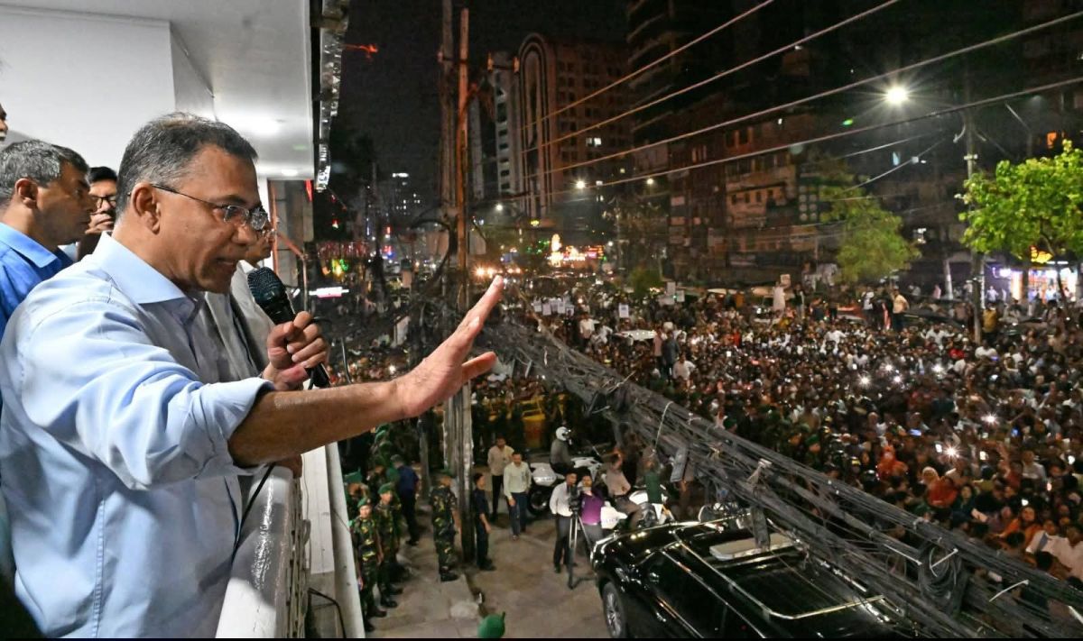 প্রথমবার বিএনপি কেন্দ্রীয় কার্যালয়ে তারেক রহমানের উদযাপন