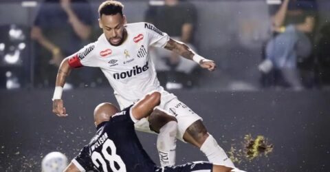 নিষেধাজ্ঞার কারণে নেইমার থাকছেন পরবর্তী ম্যাচে দর্শক হিসেবে