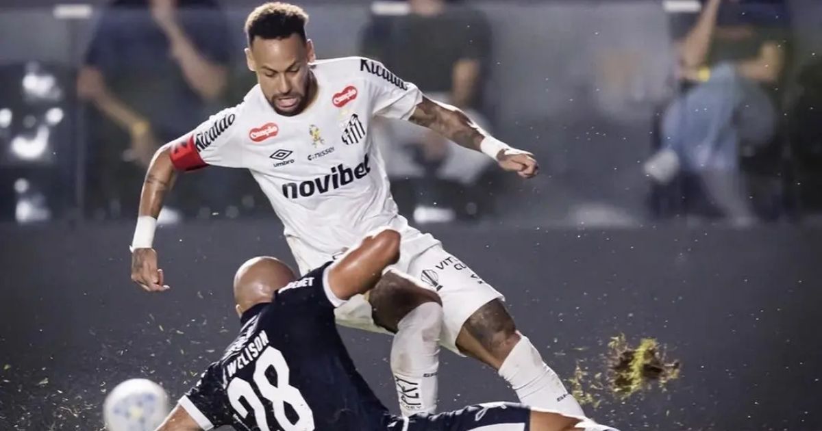 নিষেধাজ্ঞার কারণে নেইমার থাকছেন পরবর্তী ম্যাচে দর্শক হিসেবে