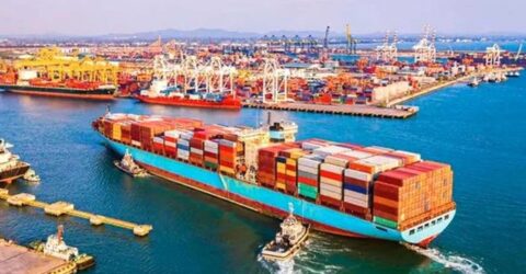 প্রতিবেদন: আট মাস ধরে রপ্তানি প্রবৃদ্ধির ধস, মার্চে বড় ক্ষতি