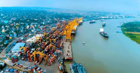 চট্টগ্রামে আরও ৪ জাহাজে জ্বালানি পৌঁছেছে