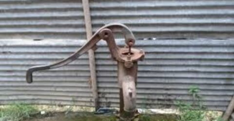 অটোয়ারীর কিছু গ্রামে টিউবওয়েলের আয়রনযুক্ত পানি ব্যবহার এখন অনুপযুক্ত