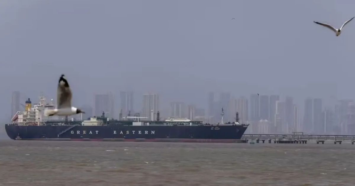 ইরান ও ওমানের হরমুজ প্রণালীতে ট্রানজিট ফি আরোপের পরিকল্পনা