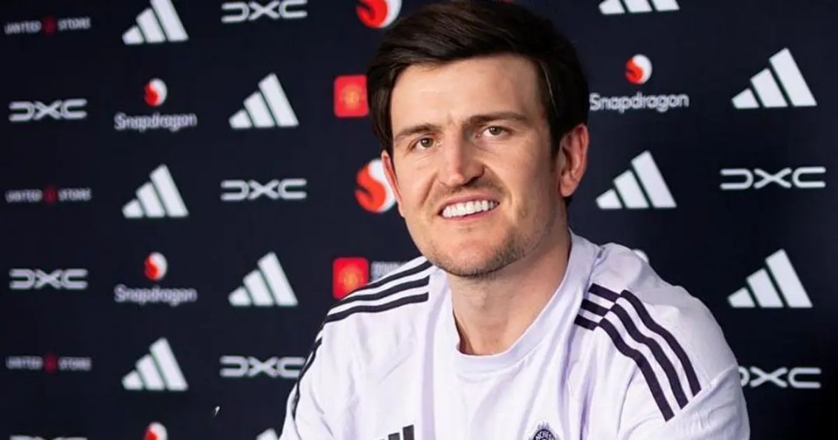 ম্যানচেস্টার ইউনাইটেডের সঙ্গে চুক্তি বাড়ালেন হ্যারি ম্যাগুয়ের