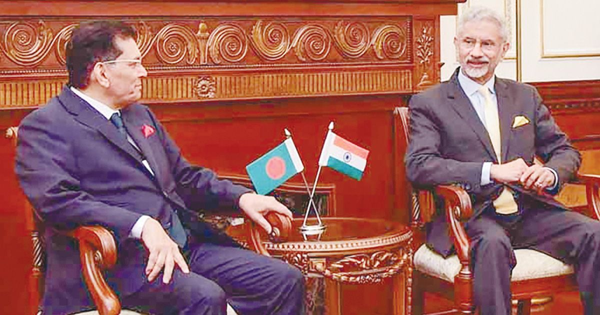 হাসিনার প্রত্যর্পণের দাবিতে আলোচনা মনোযোগে