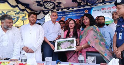 পানিসম্পদ মন্ত্রীর খাল দখলকারীদের বিরুদ্ধে কঠোর ব্যবস্থার হুঁশিয়ারি