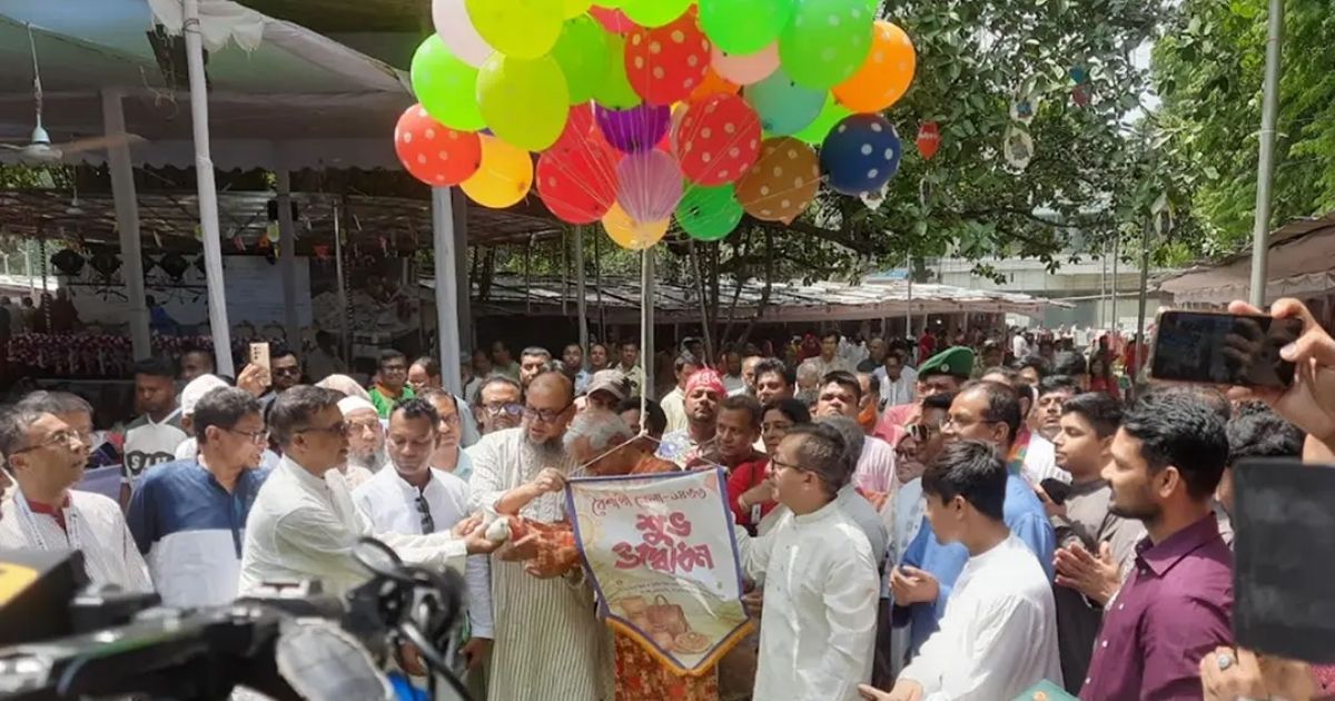 বাংলা একাডেমি প্রাঙ্গণে সপ্তাহব্যাপী বৈশাখী মেলার উদ্বোধন