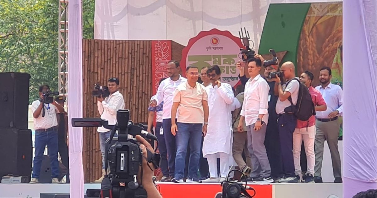 প্রধানমন্ত্রী টাঙ্গাইলে পৌঁছেছেন কৃষক কার্ড উদ্বোধনের জন্য