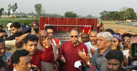 সিরাজগঞ্জে ৩৪ কোটি টাকা ব্যয়ে বিশাল ব্রিজের ভিত্তি প্রস্তর স্থাপন করেন বিদ্যুৎমন্ত্রী