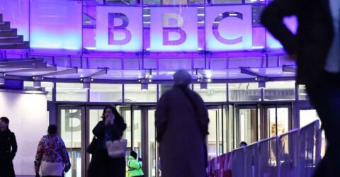 বিবিসি ঘোষণা করেছে ২১,৫০০ কর্মী ছাঁটাই